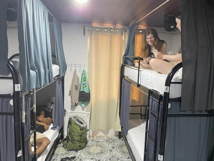 Alpha Arenal Hostel ラ・フォルトゥナ エクステリア 写真